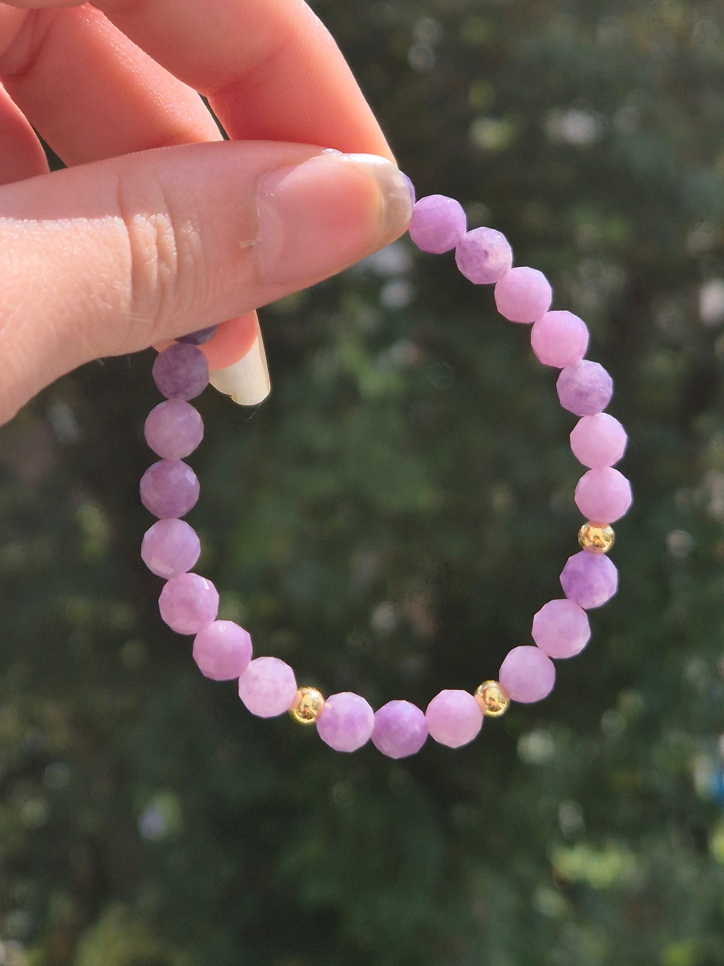 Whimsical Sugilite - Bracelet - Gold plated