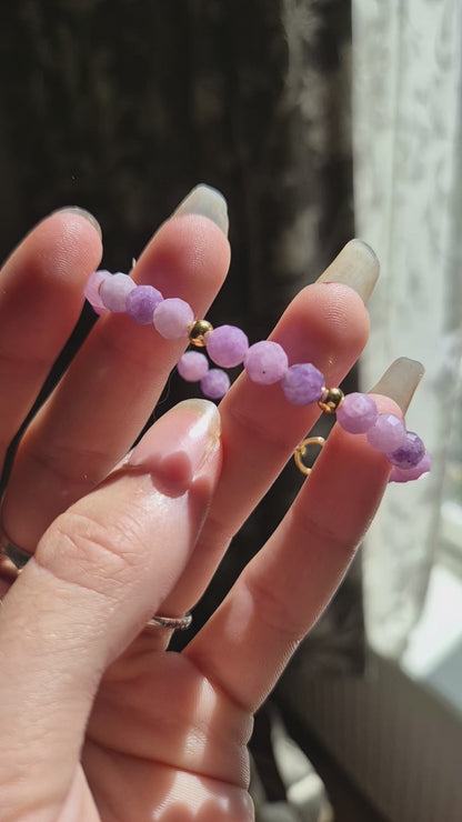 Whimsical Sugilite - Bracelet - Gold plated